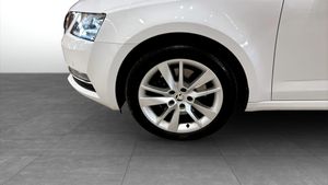 Skoda Octavia bild 6