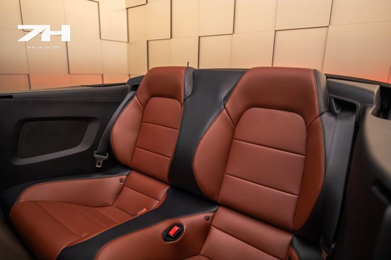 Ford Mustang bild 17