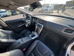 Volvo V60 bild 15