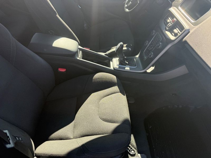 Volvo V40 bild 12