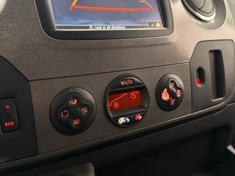 Renault Master bild 23