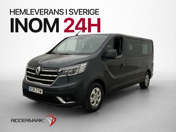 Renault Trafic Passenger Lång PDC Värm CARPLAY 9-Sits Moms - 2022