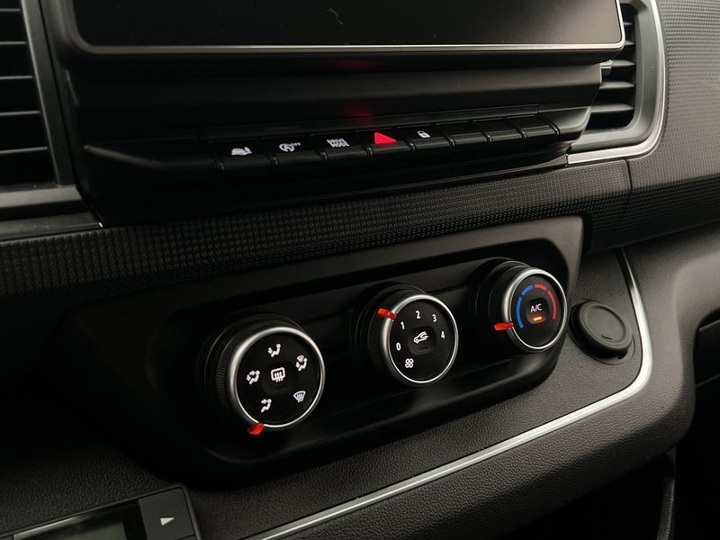 Renault Trafic bild 22