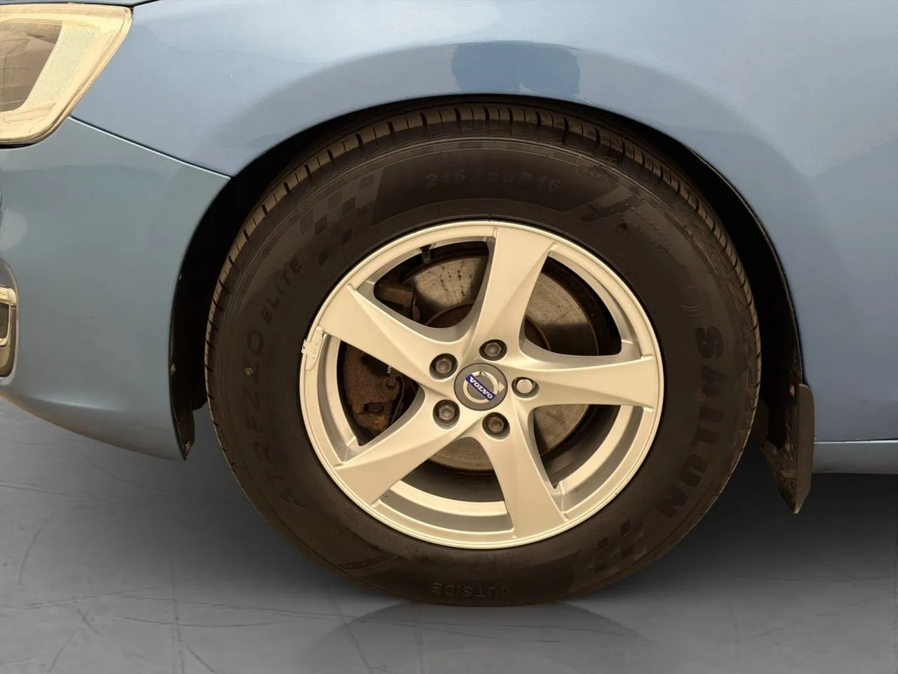 Vehicle image 22