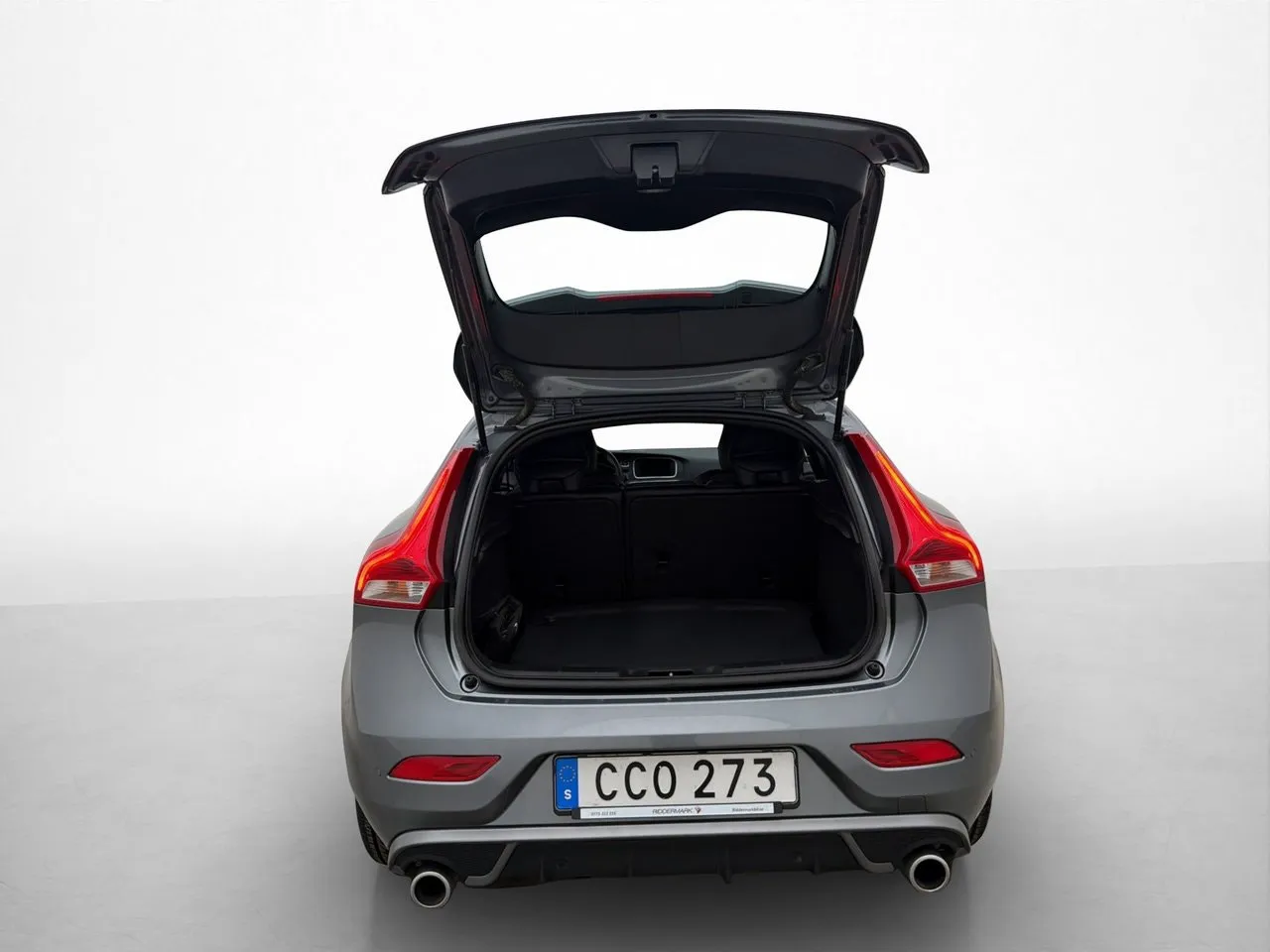 Vehicle image 23