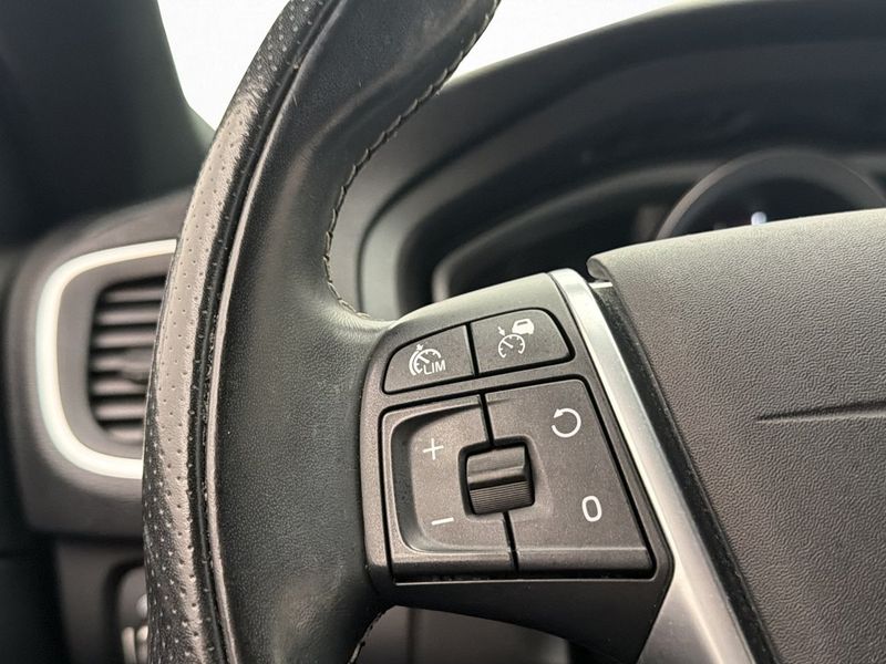 Volvo V40 bild 15