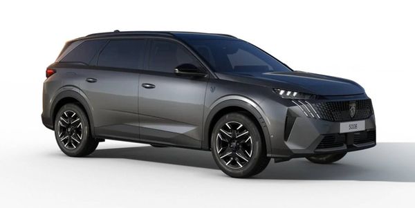Peugeot 5008 GT Ultimate Hybrid AUT 7-Sits Inkl. Dragkrok - 2026