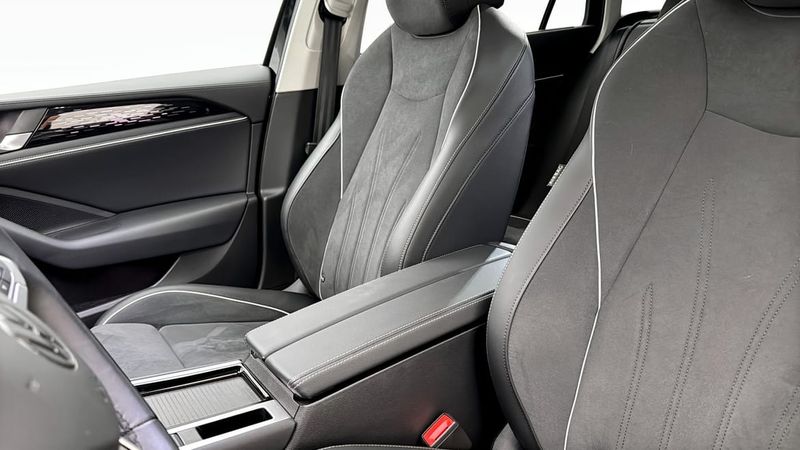 Volkswagen Passat bild 8