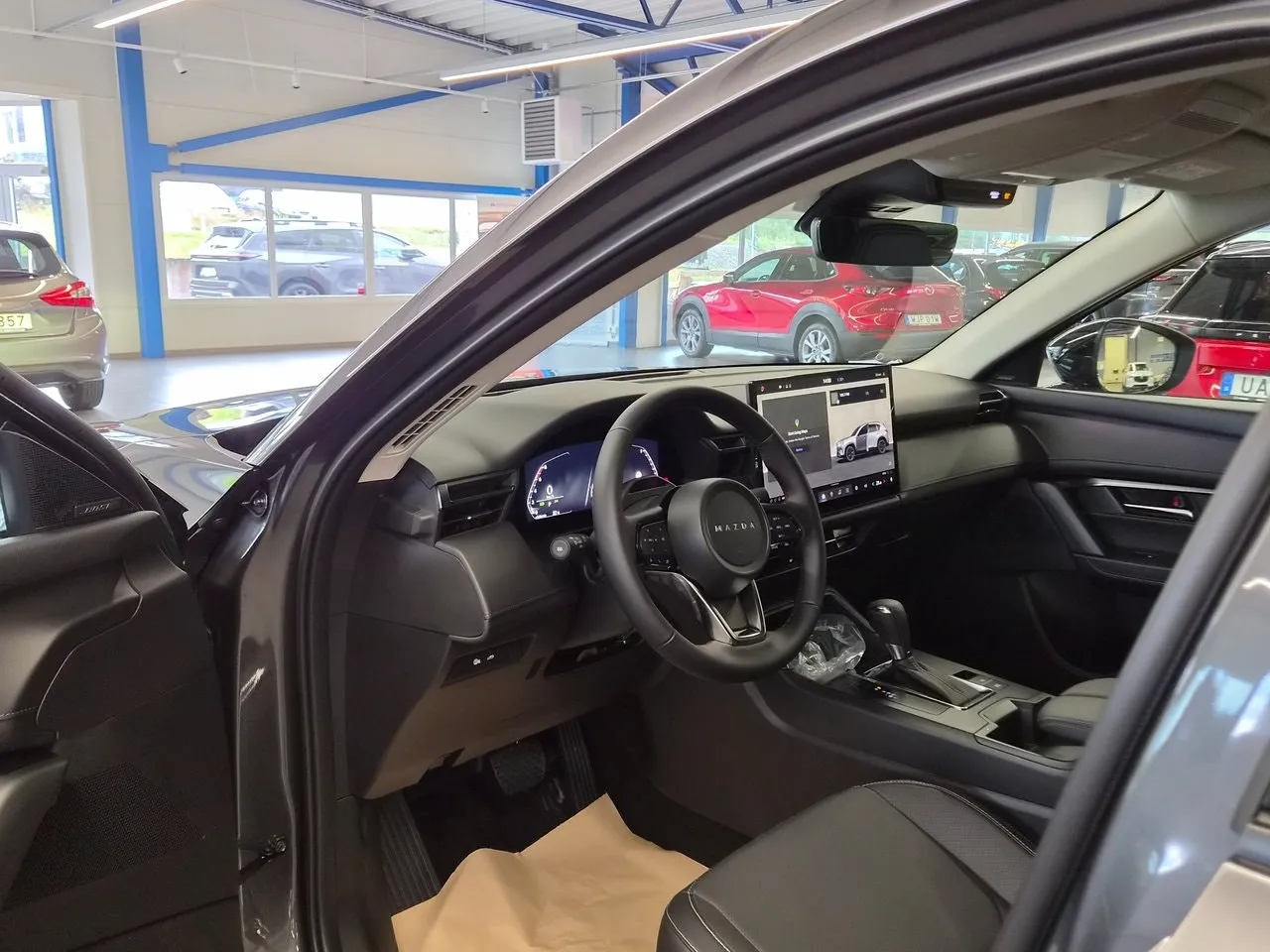 Vehicle image 7