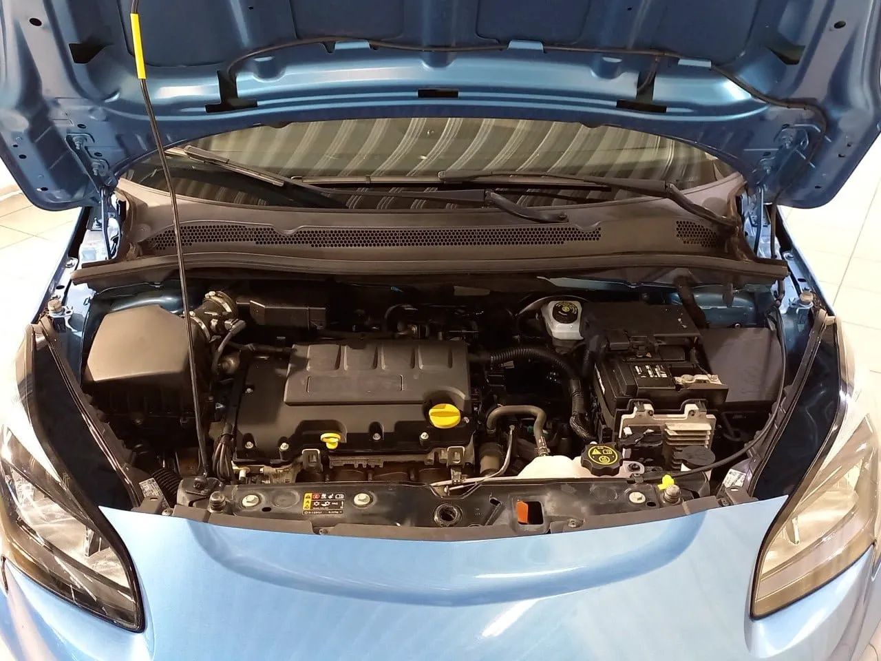 Vehicle image 11