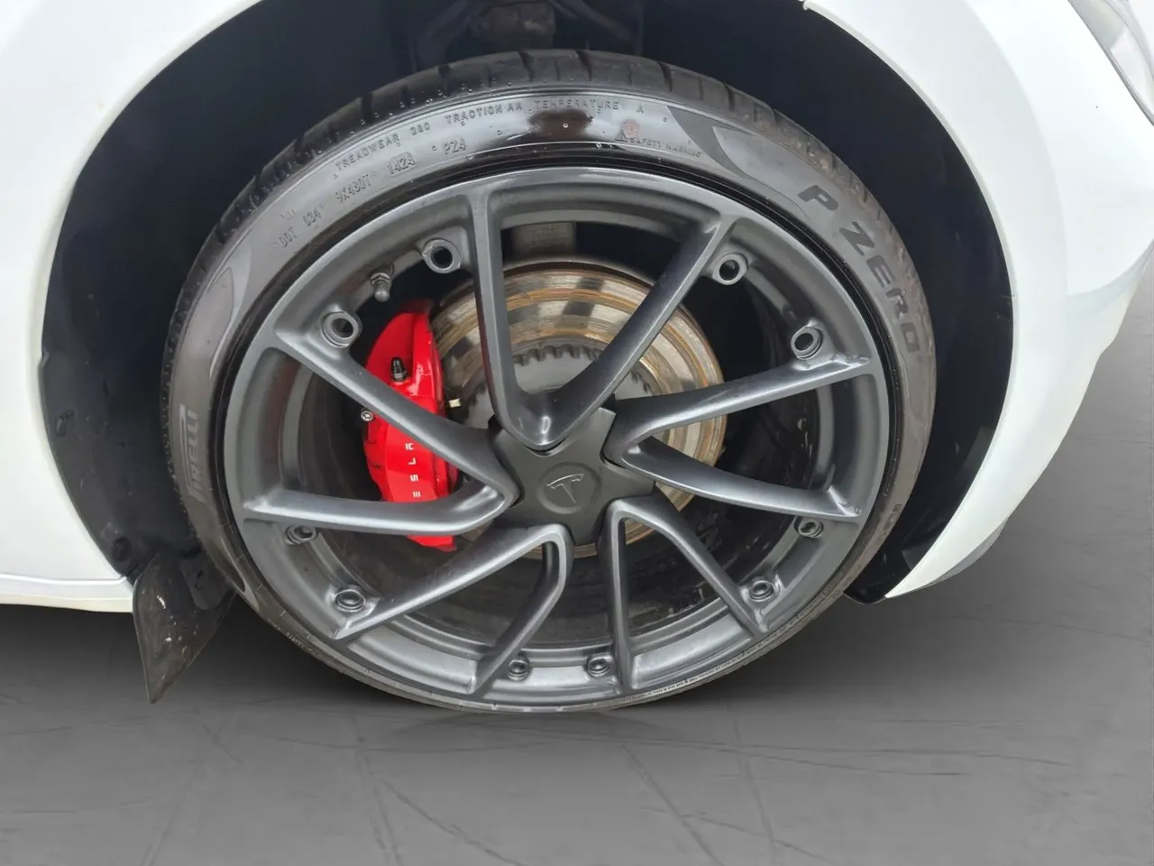 Vehicle image 33