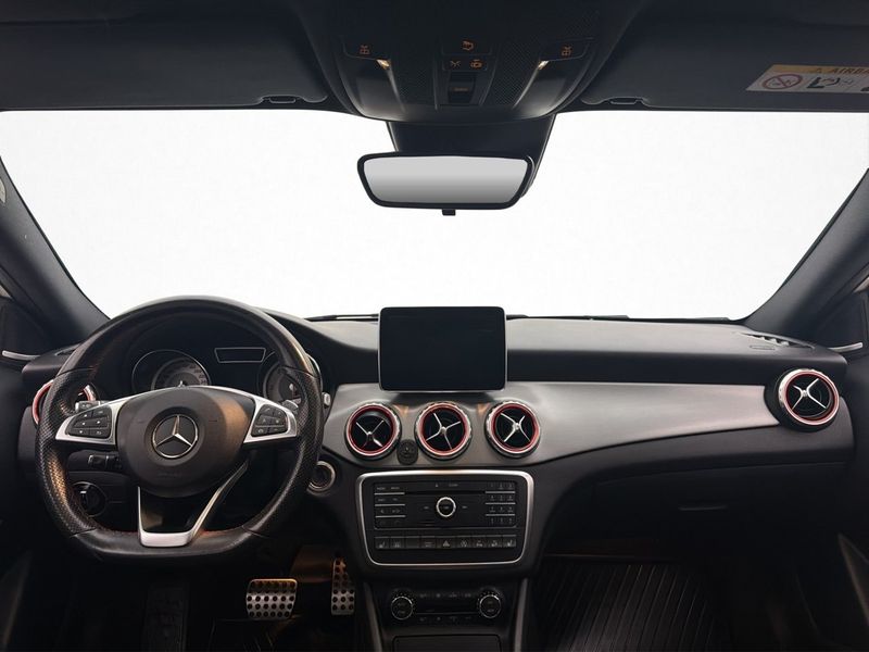 Mercedes GLA220 bild 17