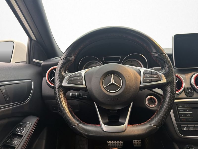 Mercedes GLA220 bild 10