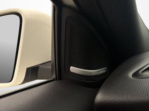 Mercedes GLA220 bild 13