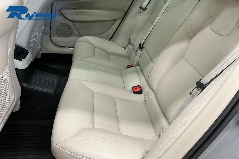 Volvo V90 bild 12