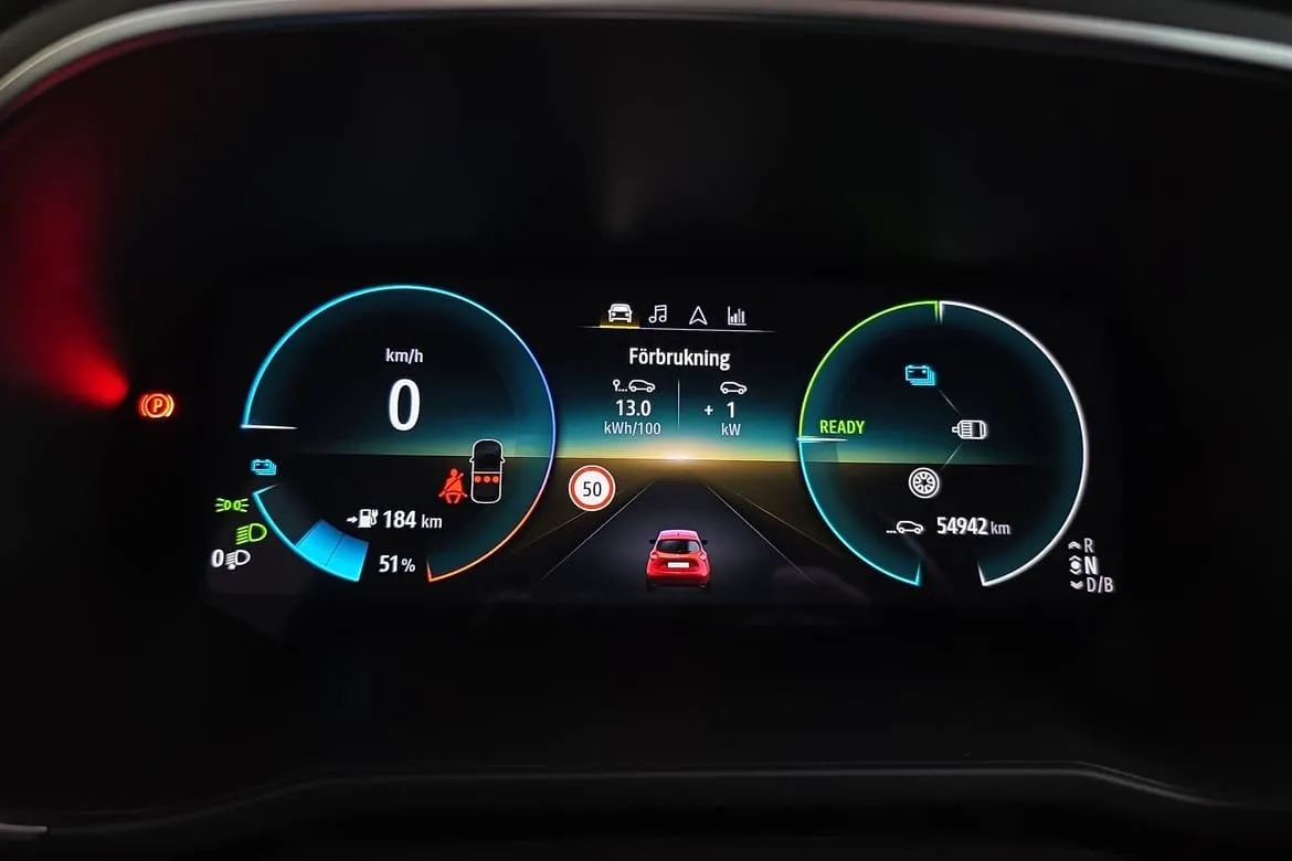 Vehicle image 15