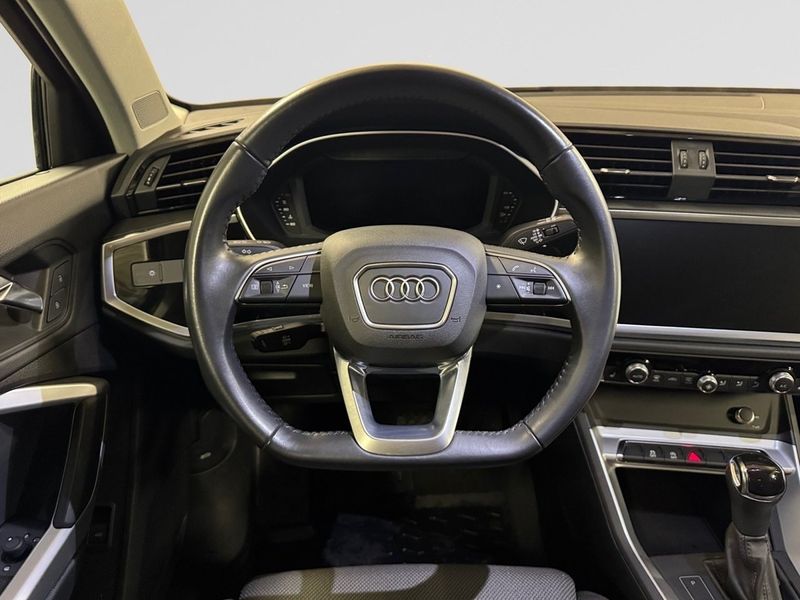 Audi Q3 bild 15