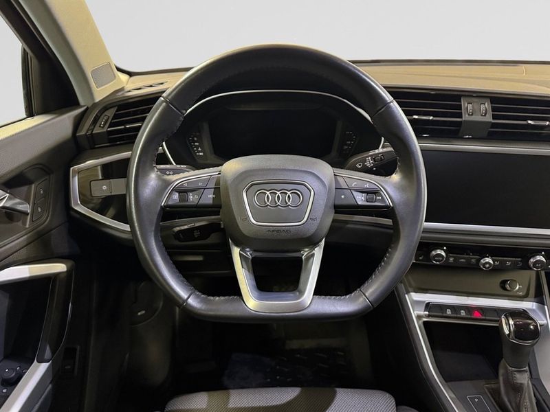 Audi Q3 bild 16
