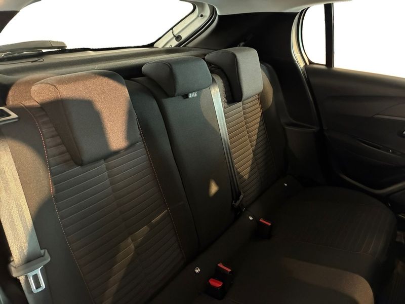 Peugeot 208 bild 17