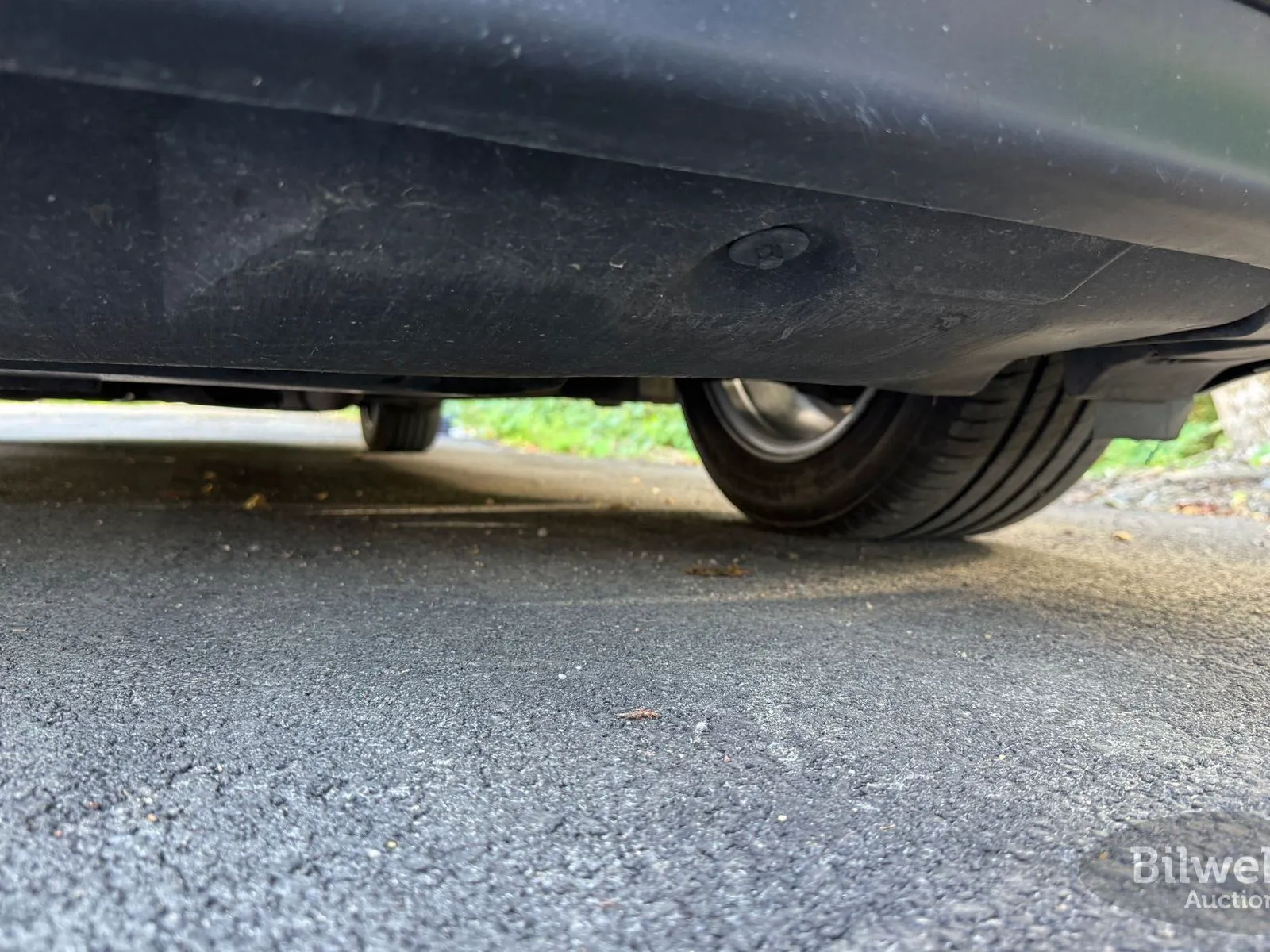 Vehicle image 84