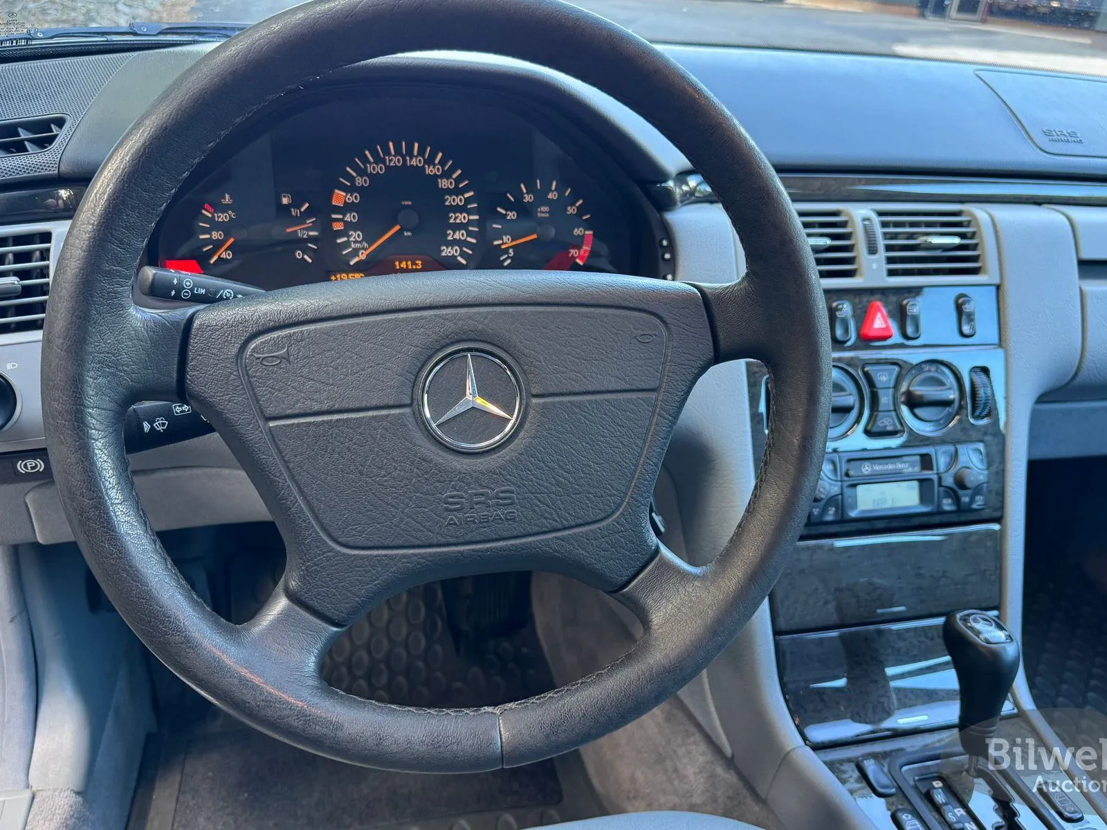 Vehicle image 38