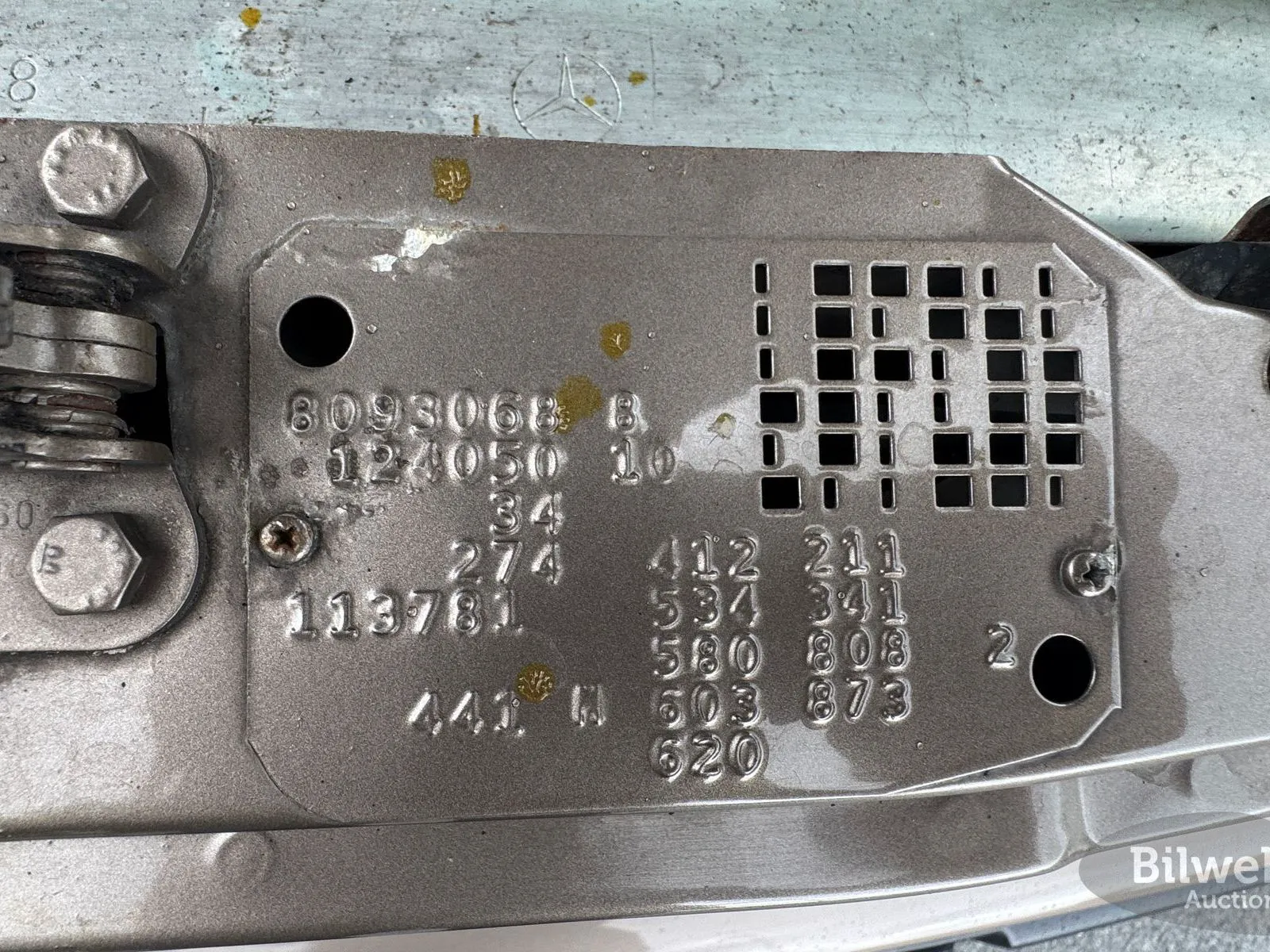 Vehicle image 72