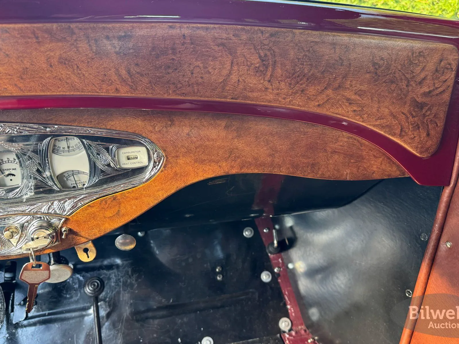 Vehicle image 33