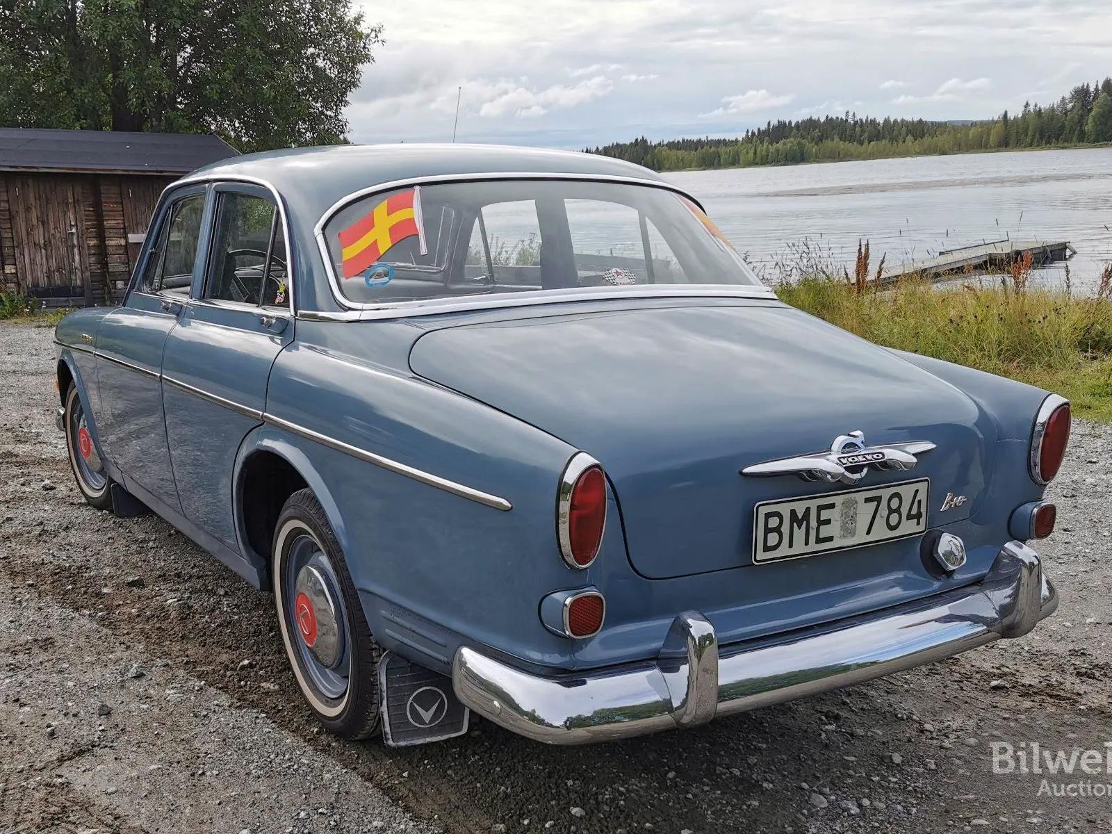 Vehicle image 9