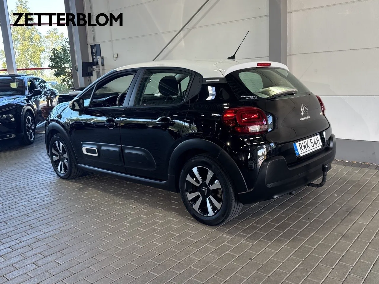 Vehicle image 2