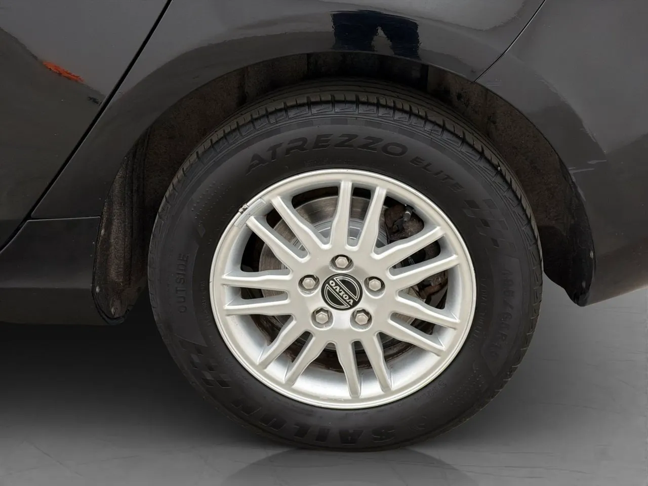 Vehicle image 22