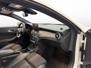 Mercedes CLA200 bild 15