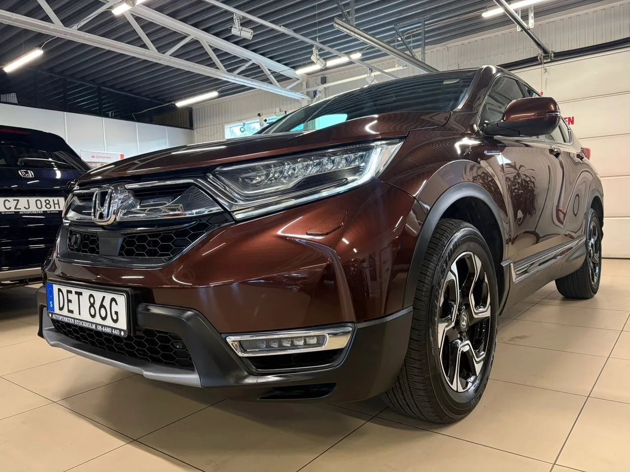 Vehicle image 18
