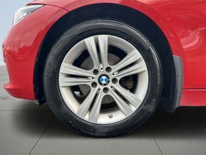 BMW 320 bild 14