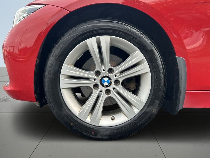 BMW 320 bild 14