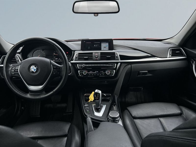 BMW 320 bild 8