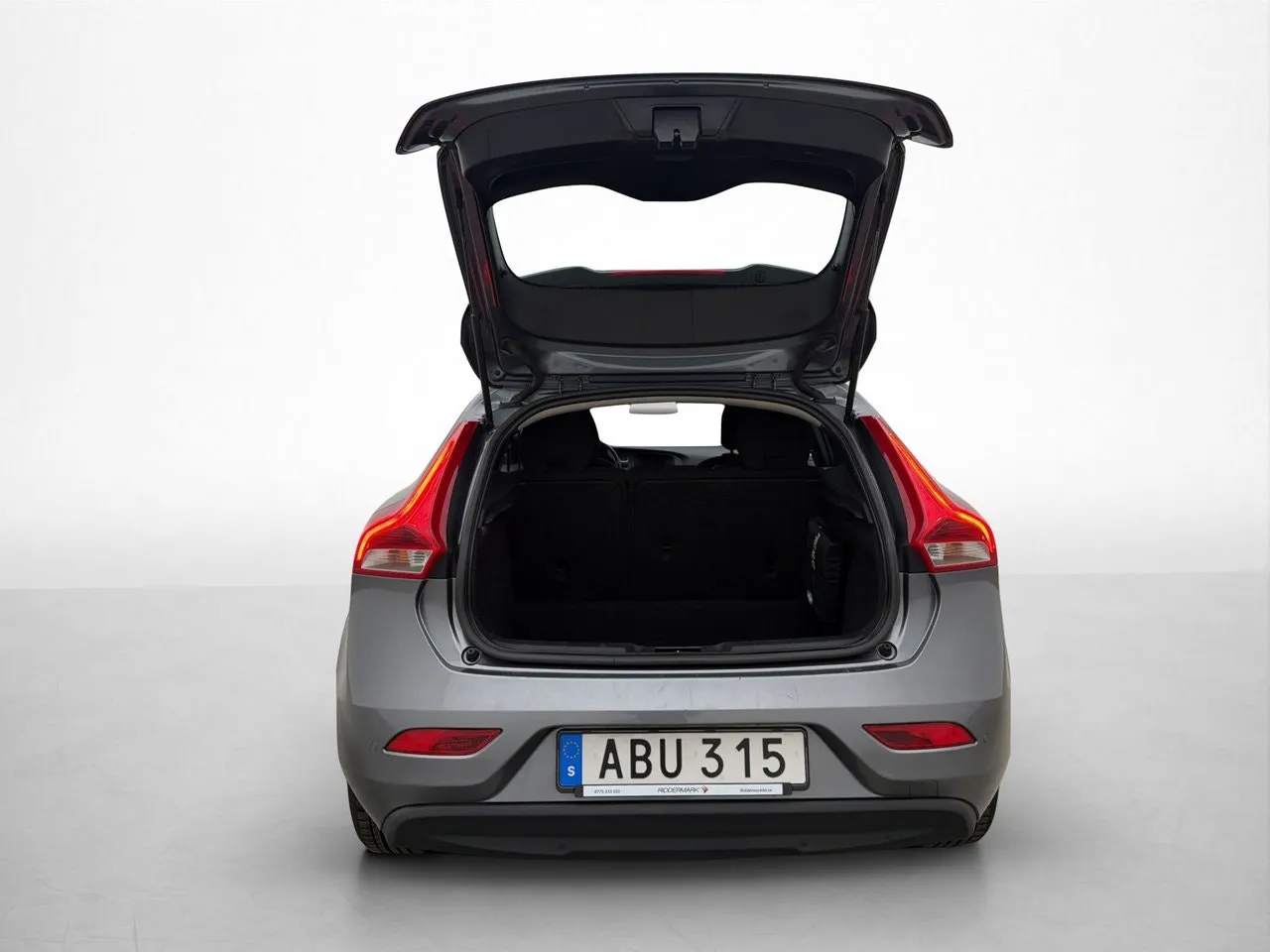 Vehicle image 20