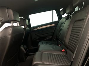 Volkswagen Passat bild 24
