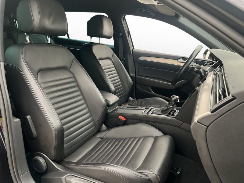 Volkswagen Passat bild 21