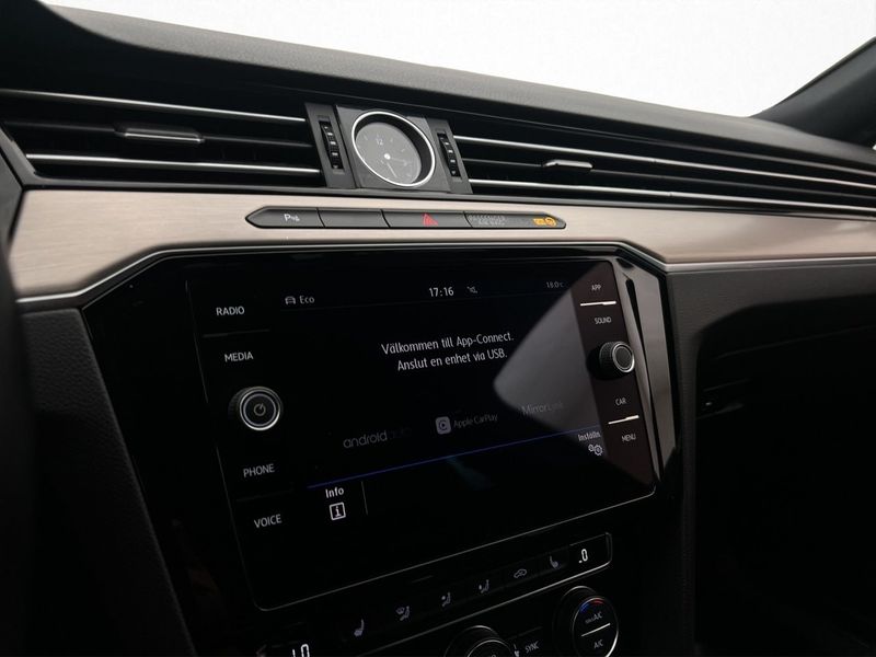 Volkswagen Passat bild 17