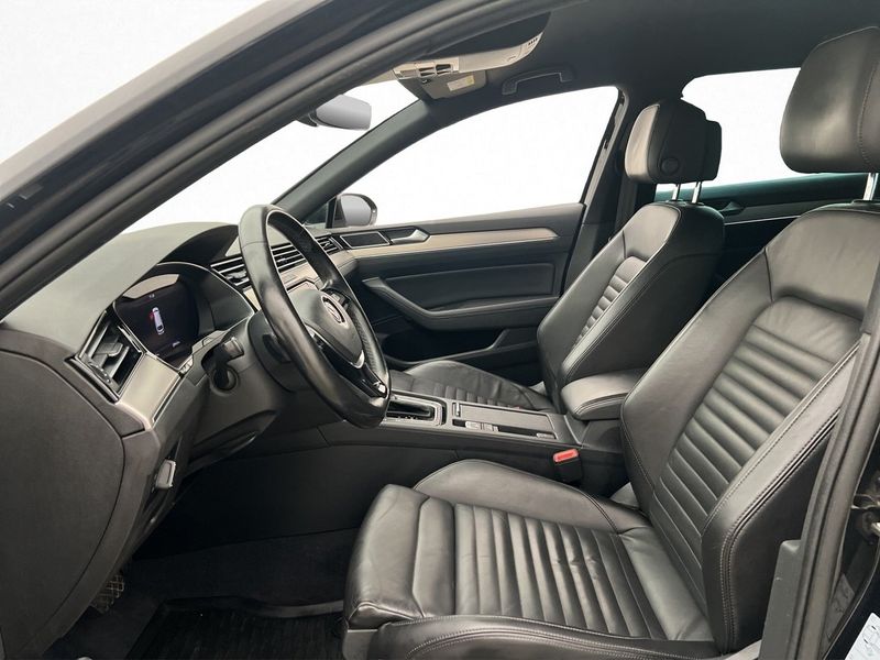 Volkswagen Passat bild 11