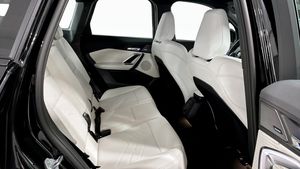 BMW iX1 bild 5