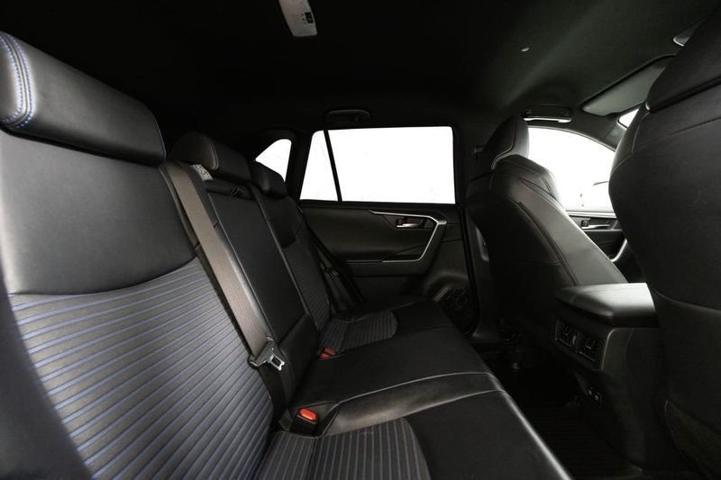 Toyota RAV4 bild 15