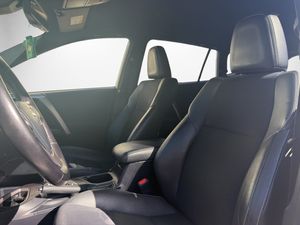 Toyota RAV4 bild 9