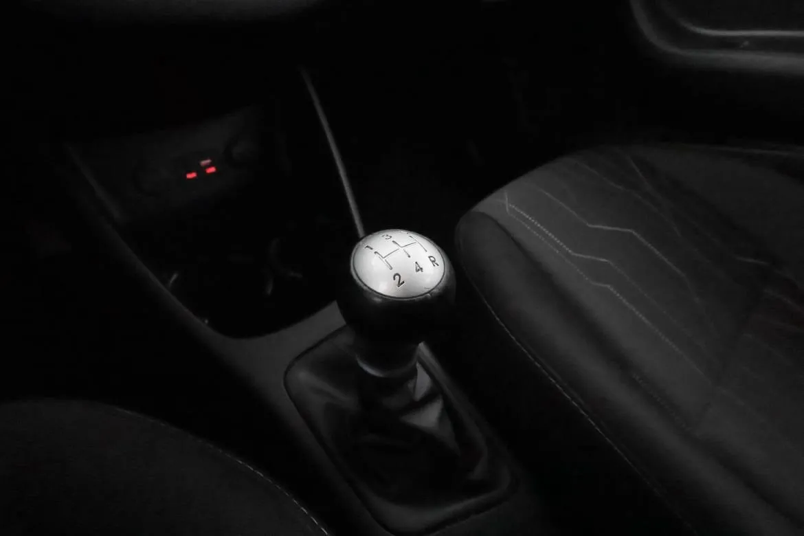 Vehicle image 20