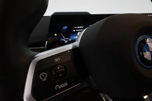 BMW iX1 bild 18