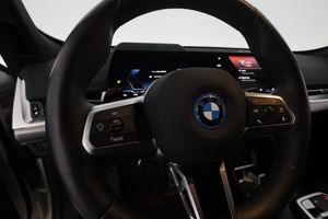BMW iX1 bild 17