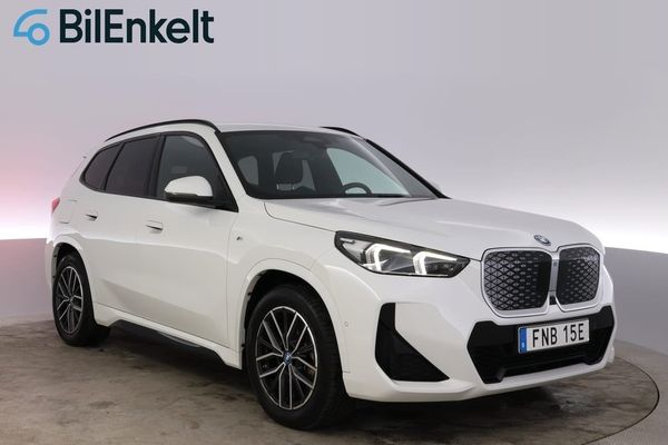 BMW iX1 xDrive30 M Sport Business Innovation H&K 360* - 2025