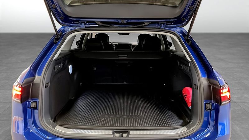 Volkswagen Passat bild 13