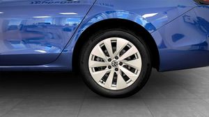Volkswagen Passat bild 7