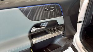 Mercedes EQB300 bild 11